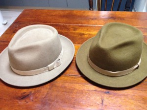 hat03